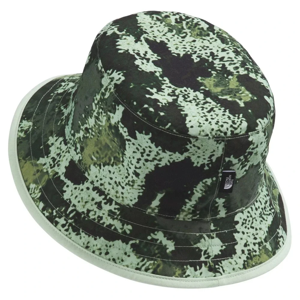 The North Face  Class V Reversible Bucket Hat‎ Kids Size Small Camo